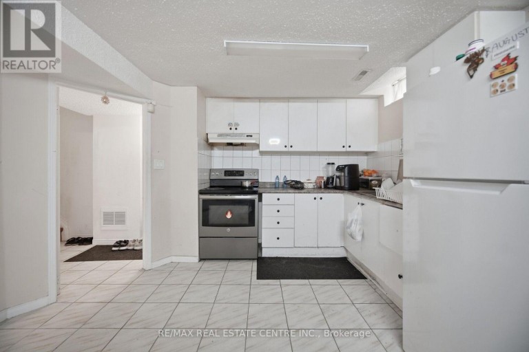 4569 PEMMICAN TRAIL, Mississauga (Hurontario), Ontario, L4Z2M2