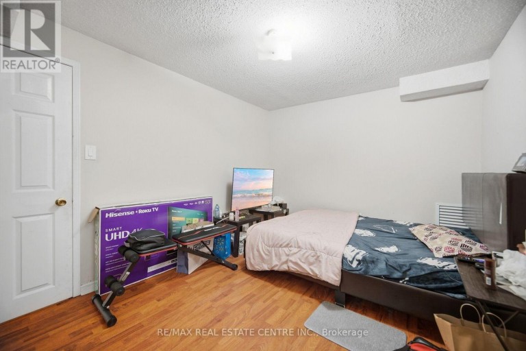 4569 PEMMICAN TRAIL, Mississauga (Hurontario), Ontario, L4Z2M2