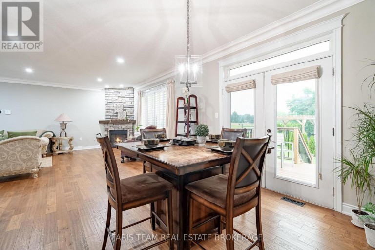 2 HARRY PARKER PLACE, Adjala-Tosorontio (Everett), Ontario, L0M1J0