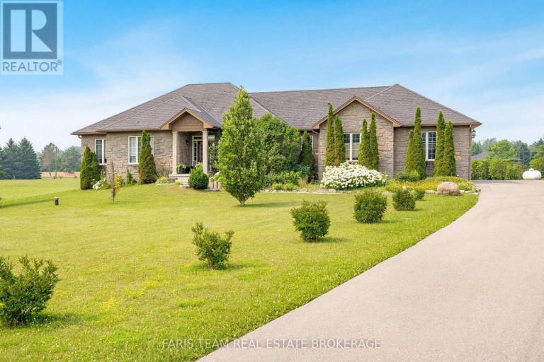 2 HARRY PARKER PLACE, Adjala-Tosorontio (Everett), Ontario, L0M1J0