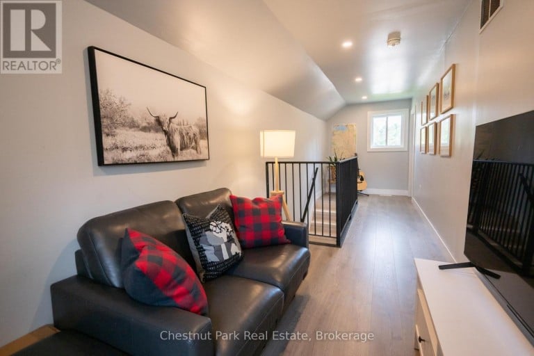 2200 STISTED ROAD S, McMurrich/Monteith (Sprucedale), Ontario, P0A1Y0