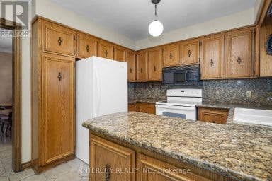 72 CHISWICK AVENUE Toronto (Brookhaven-Amesbury) Ontario photo 11