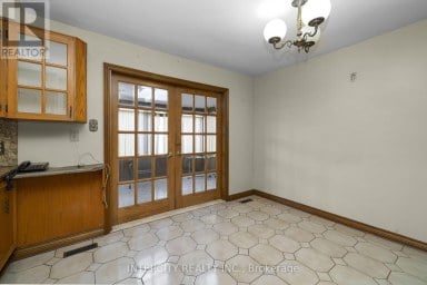 72 CHISWICK AVENUE Toronto (Brookhaven-Amesbury) Ontario photo 13