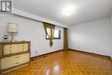 72 CHISWICK AVENUE Toronto (Brookhaven-Amesbury) Ontario photo 23