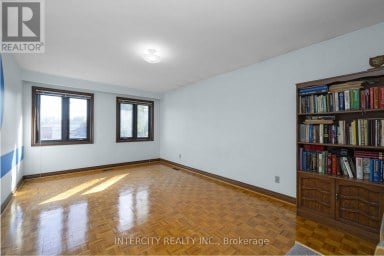72 CHISWICK AVENUE Toronto (Brookhaven-Amesbury) Ontario photo 27