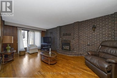 72 CHISWICK AVENUE Toronto (Brookhaven-Amesbury) Ontario photo 36