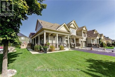 300 STONEBRIDGE BOULEVARD Wasaga Beach Ontario photo 1