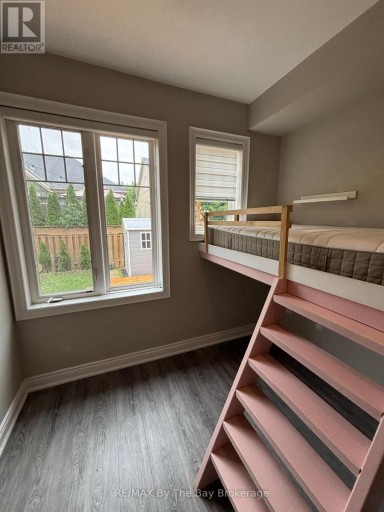 300 STONEBRIDGE BOULEVARD, Wasaga Beach, Ontario, L9Z0E7
