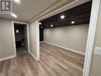 300 STONEBRIDGE BOULEVARD Wasaga Beach Ontario photo 26