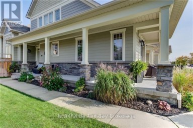 300 STONEBRIDGE BOULEVARD Wasaga Beach Ontario photo 4