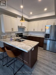 300 STONEBRIDGE BOULEVARD Wasaga Beach Ontario photo 5