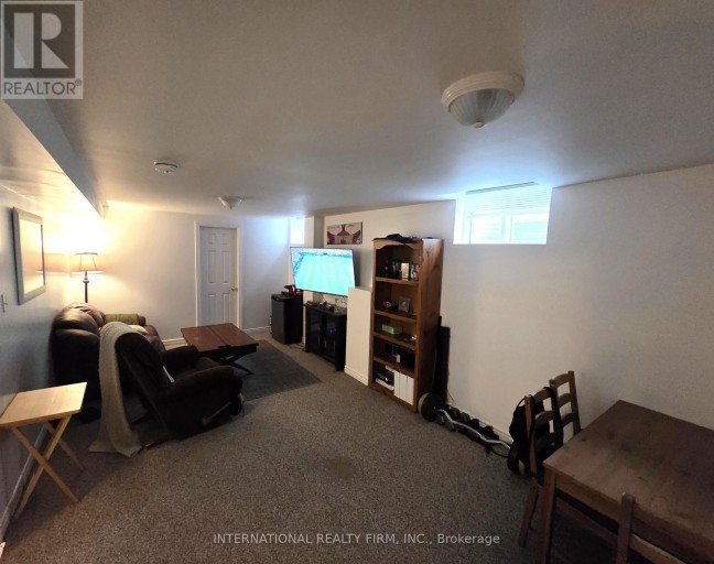 132 ESTHER DRIVE, Barrie (Painswick South), Ontario, L4N0V5