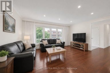 110 HARDING AVENUE Toronto (Brookhaven-Amesbury) Ontario photo 6