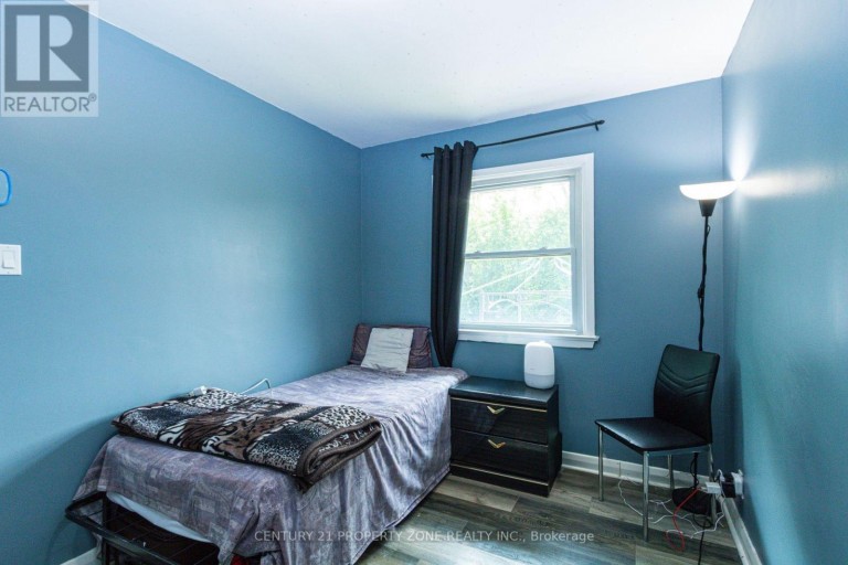 221 STARLIGHT AVENUE, London East (East H), Ontario, N5W4X8
