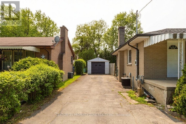 221 STARLIGHT AVENUE, London East (East H), Ontario, N5W4X8