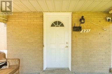 221 STARLIGHT AVENUE London East (East H) Ontario photo 4