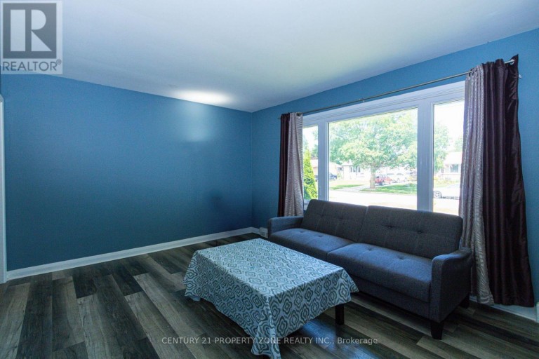 221 STARLIGHT AVENUE, London East (East H), Ontario, N5W4X8