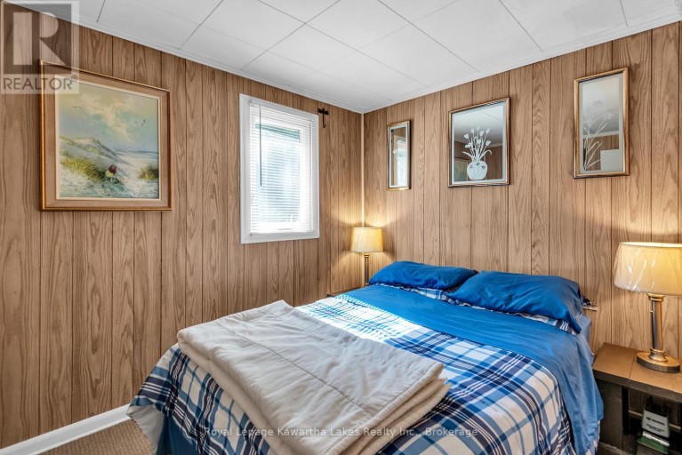 32 SUNSET LANE, Kawartha Lakes (Somerville), Ontario, K0M1N0