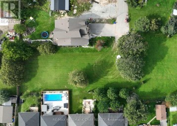 12 VICTORIA STREET Innisfil (Cookstown) Ontario photo 2