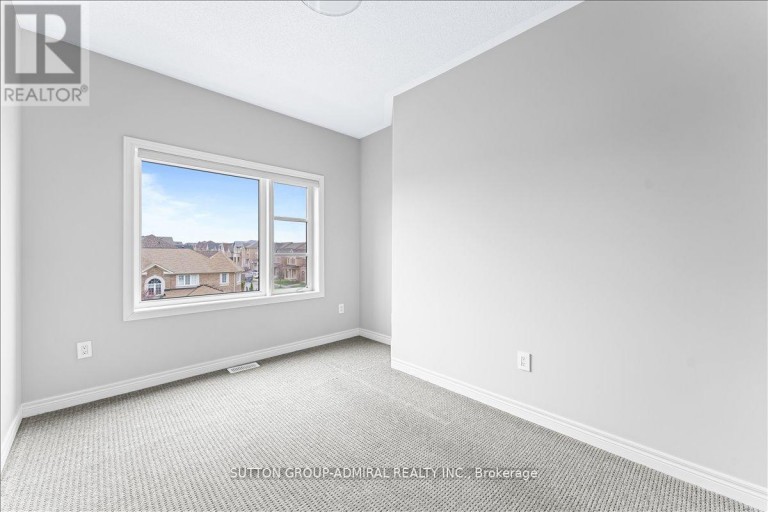 131 LEBOVIC CAMPUS DRIVE, Vaughan (Patterson), Ontario, L6A4J4