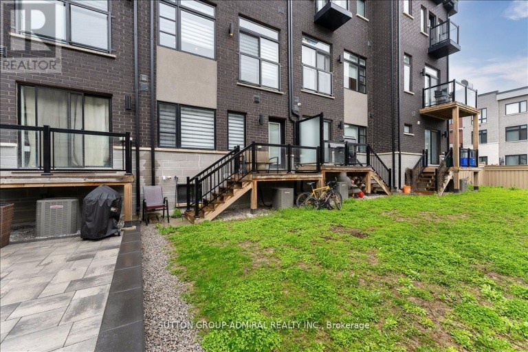 131 LEBOVIC CAMPUS DRIVE, Vaughan (Patterson), Ontario, L6A4J4