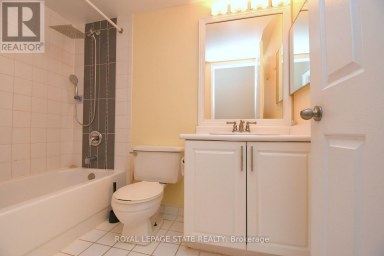 215 - 175 CEDAR AVENUE Richmond Hill (Harding) Ontario photo 18
