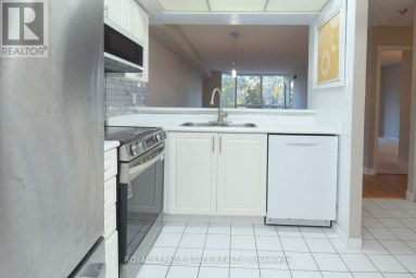 215 - 175 CEDAR AVENUE Richmond Hill (Harding) Ontario photo 21