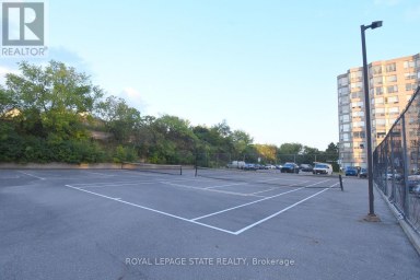 215 - 175 CEDAR AVENUE Richmond Hill (Harding) Ontario photo 32