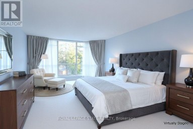 215 - 175 CEDAR AVENUE Richmond Hill (Harding) Ontario photo 4