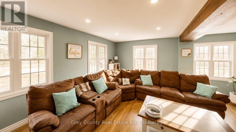 120 MARK STREET W, Grey Highlands, Ontario, N0C1H0