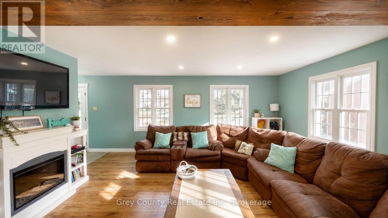 120 MARK STREET W, Grey Highlands, Ontario, N0C1H0