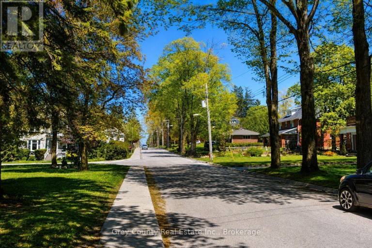 120 MARK STREET W, Grey Highlands, Ontario, N0C1H0