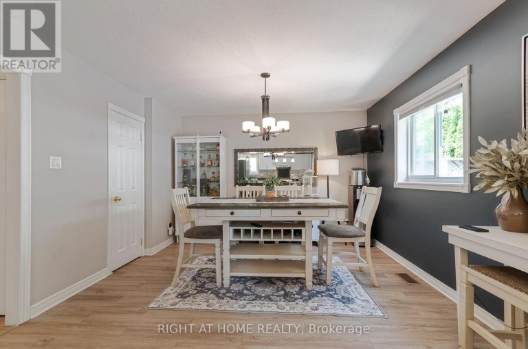 174 SUNDEW DRIVE, Barrie (Holly), Ontario, L4N9N1