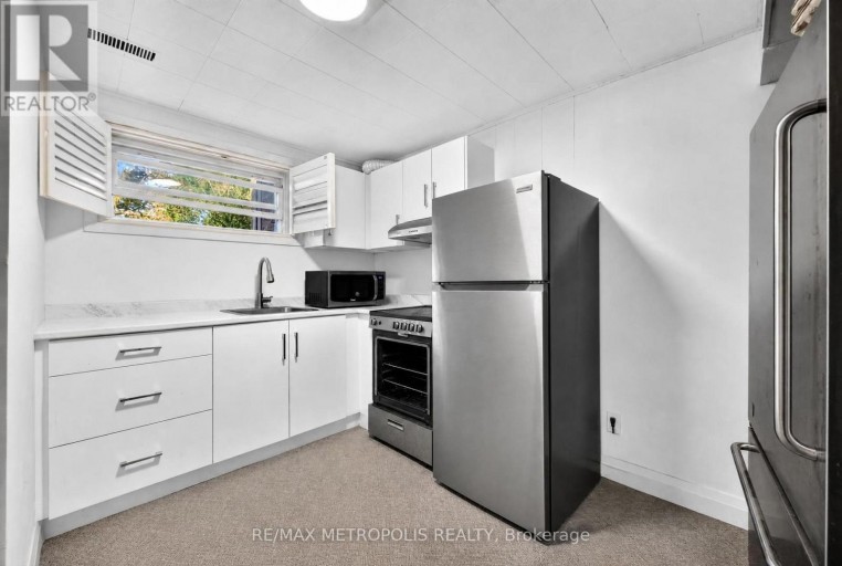 338 MILLBANK DRIVE, London South (South S), Ontario, N6C4W2