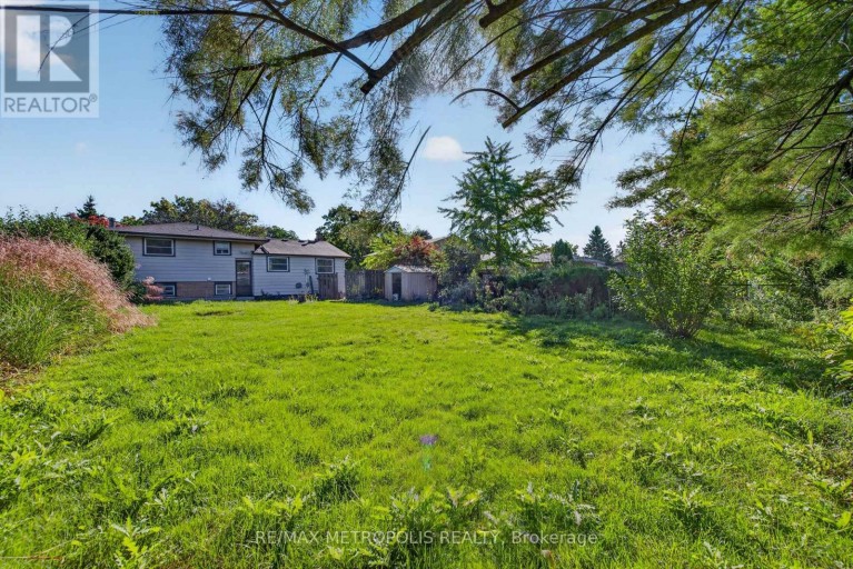 338 MILLBANK DRIVE, London South (South S), Ontario, N6C4W2