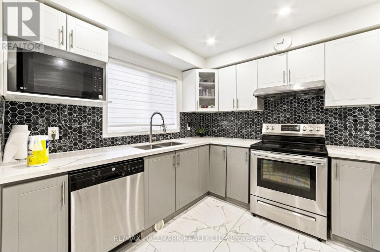 21 - 31 MOSS BOULEVARD, Hamilton (Dundas), Ontario, L9H7A6