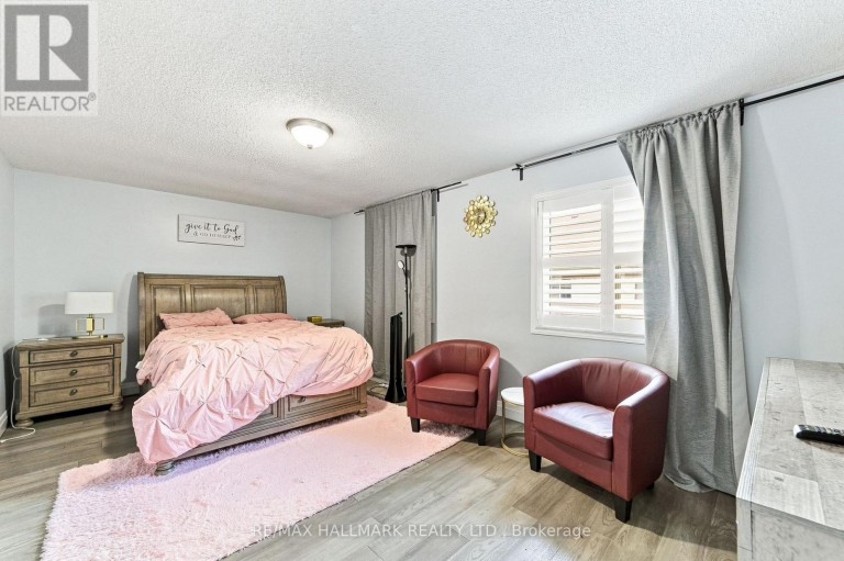 21 - 31 MOSS BOULEVARD, Hamilton (Dundas), Ontario, L9H7A6