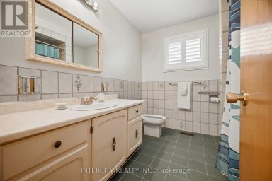 146 JULES AVENUE Vaughan (East Woodbridge) Ontario photo 29