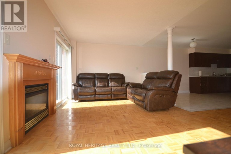 15 BOXHILL ROAD, Markham (Milliken Mills East), Ontario, L3S4R1