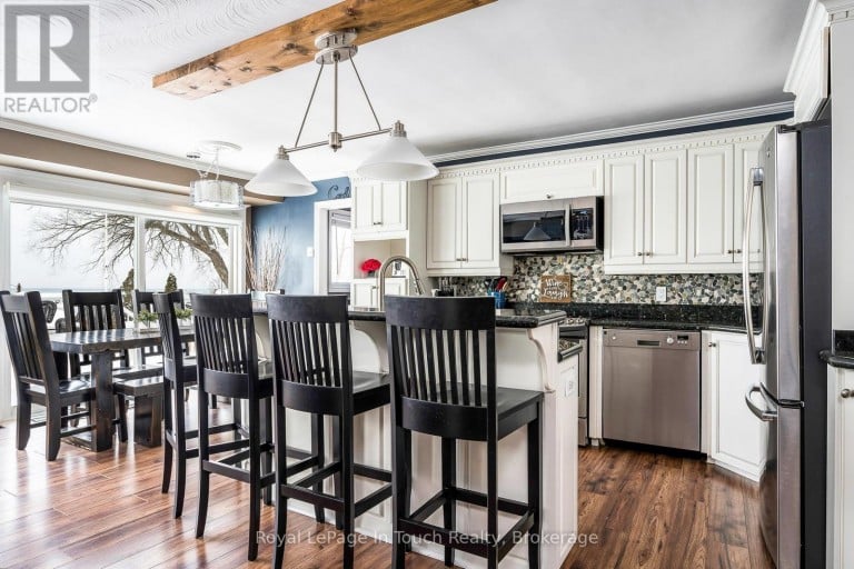 8 TINY BEACHES ROAD S, Tiny, Ontario, L0L2J0