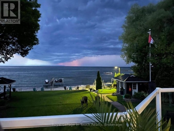 8 TINY BEACHES ROAD S, Tiny, Ontario, L0L2J0