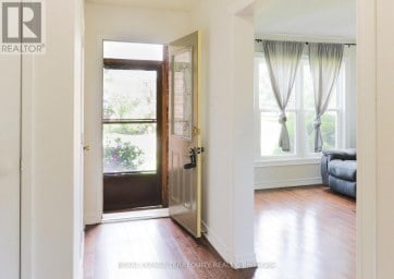 104 GATES CRESCENT Ajax (South East) Ontario photo 4