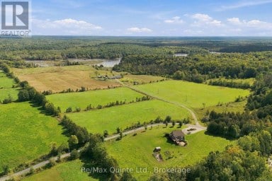 1128 ISLAND ROAD Tudor and Cashel (Tudor Ward) Ontario photo 1