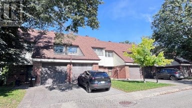 66 - 28 DONALD STREET Barrie (Queen's Park) Ontario photo 1