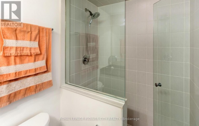 204 - 60 BAYCLIFFE CRESCENT, Brampton (Northwest Brampton), Ontario, L7A0Z4