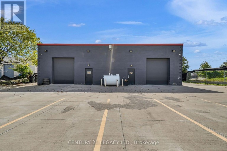 2385 ROYAL WINDSOR DRIVE, Mississauga (Southdown), Ontario, L5J1K9