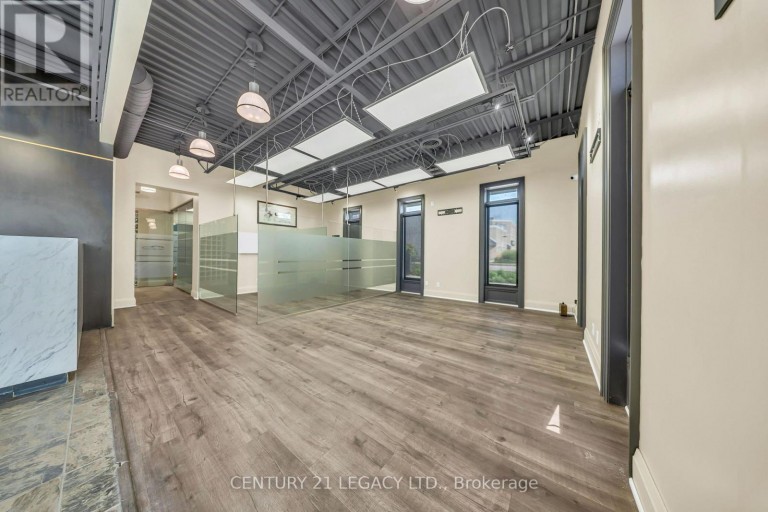 2385 ROYAL WINDSOR DRIVE, Mississauga (Southdown), Ontario, L5J1K9