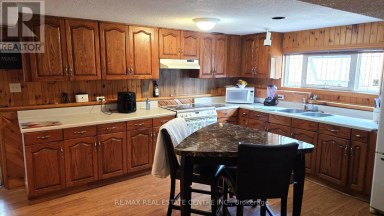 20 AINSWORTH STREET Hamilton (Stoney Creek Mountain) Ontario photo 17