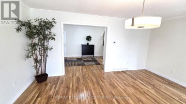 20 AINSWORTH STREET Hamilton (Stoney Creek Mountain) Ontario photo 3