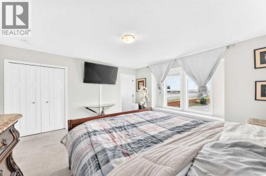156 South Point Court SW Airdrie Alberta photo 19